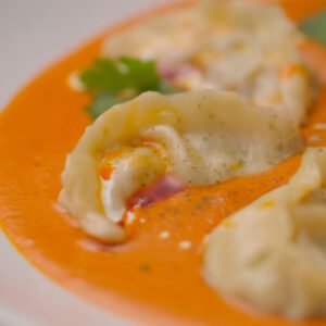 BUTTER CHICKEN MOMOS